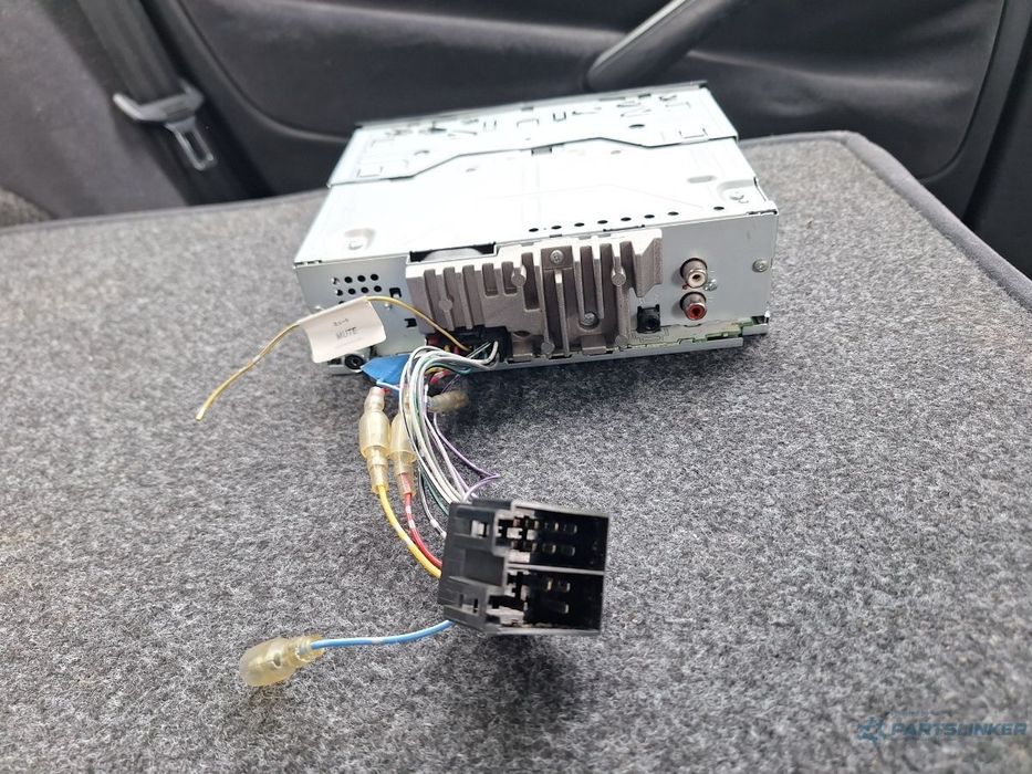 Player CD/DVD sistem de navigație VOLKSWAGEN PASSAT 3B3 2000 1.9 TDI AWX 96KW|130HP 2000