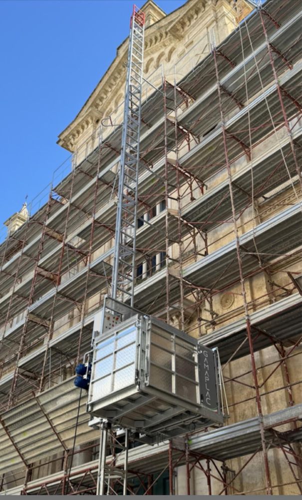 Lift de santier 1500 kg Nou 2025