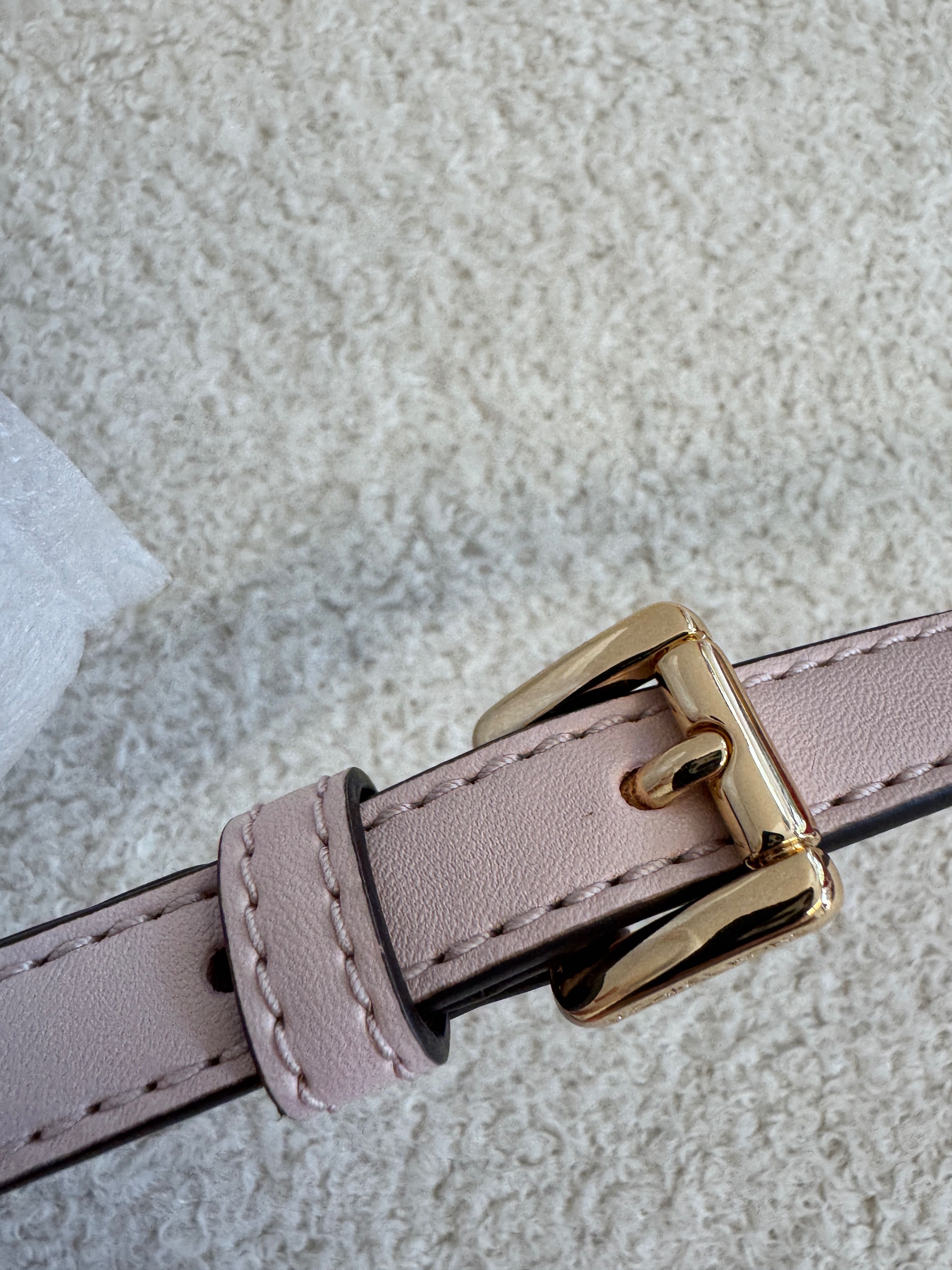 Michael Kors Чанта Чисто Нова