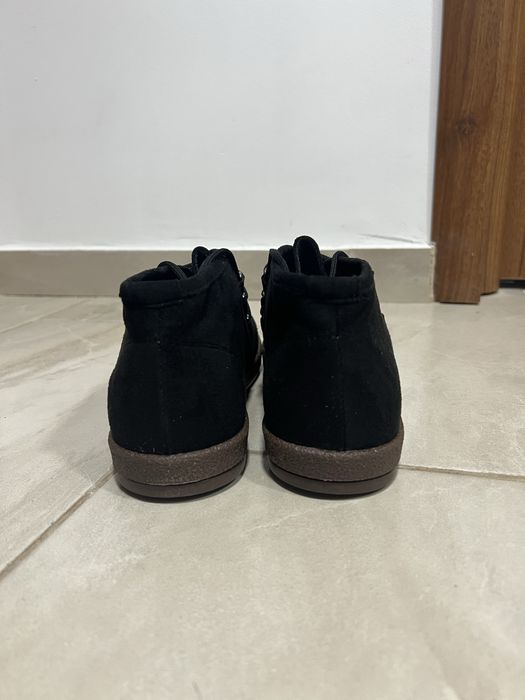 Pantofi piele întoarsă model nou