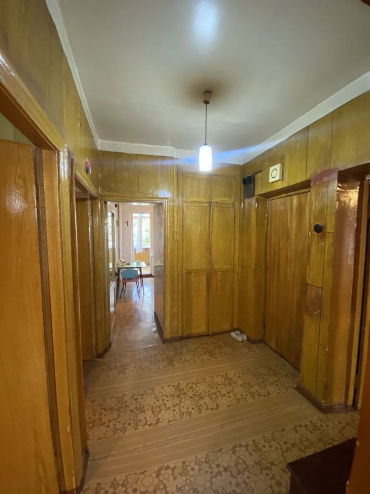 Срочно продаётся 3/3/4 71м2 парк Фуркат (Электроаппарат)