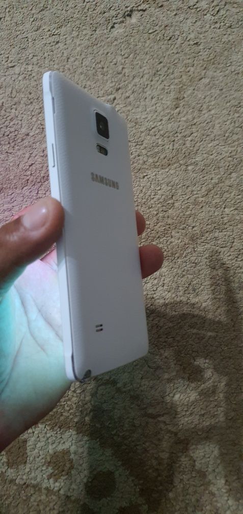 telefon Samsung Not 4+ Korea