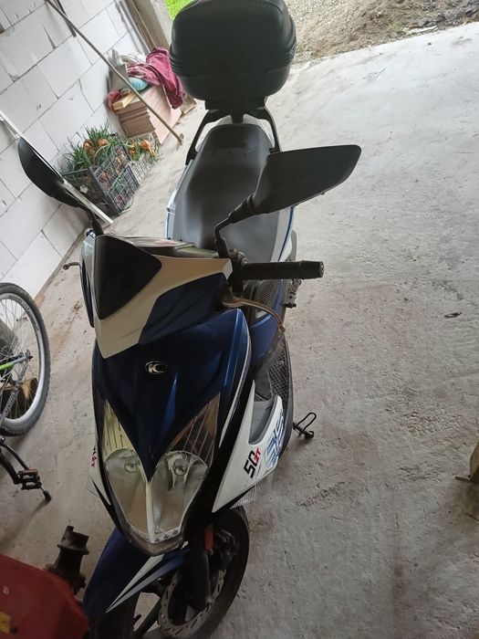 Vand Scuter de 49