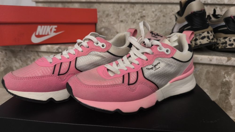 Pepe Jeans Brit Pro Neon W
Сникърси Brit Pro Neon W PLS31460 Розов