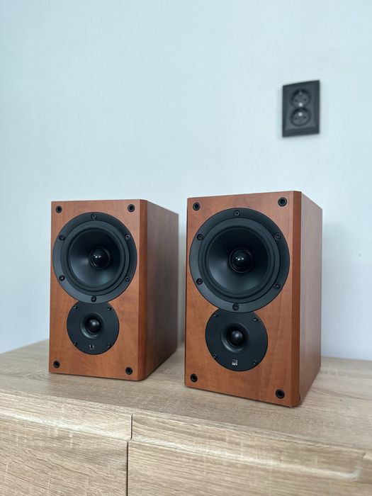 Boxe de raft Kef Cresta 10
