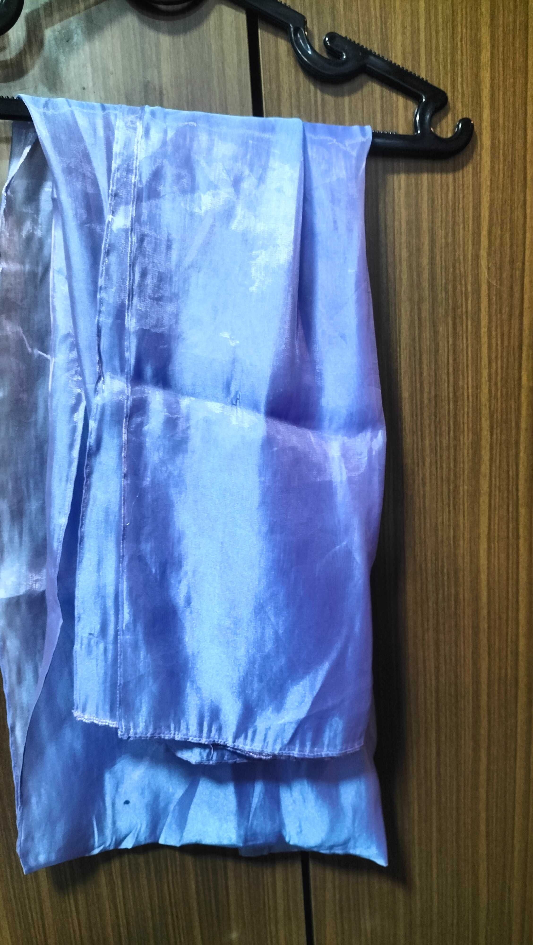 Продам разные шарфики и косыночки лёгкие.