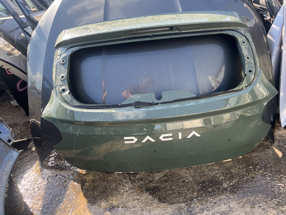 Капак/багажник Dacia Sandero Stepway 2023г