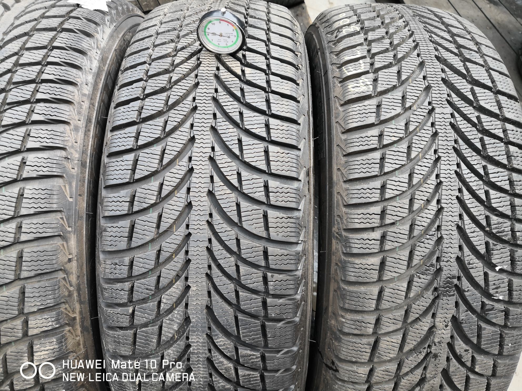 235 65 17 цола гуми като нови Michelin dot 22