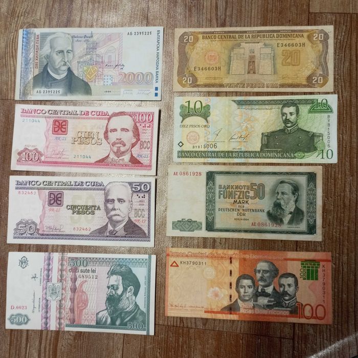 банкноти  различни  Но  Отлични