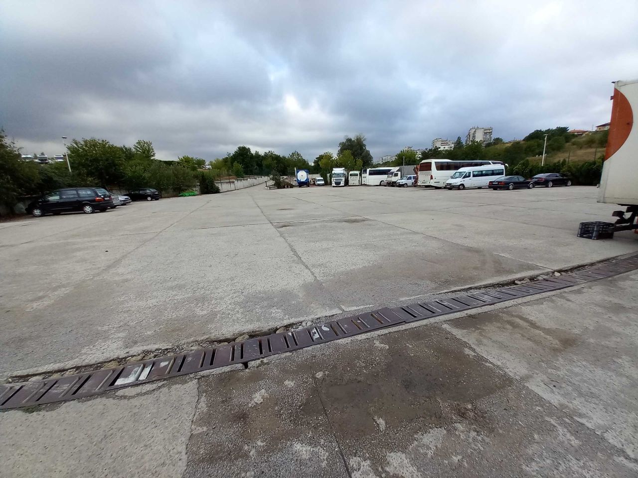 Дава се под наем Промишлена сграда в Разград, Бели Лом - 2765 кв.м за 5000 € - Снимка #18