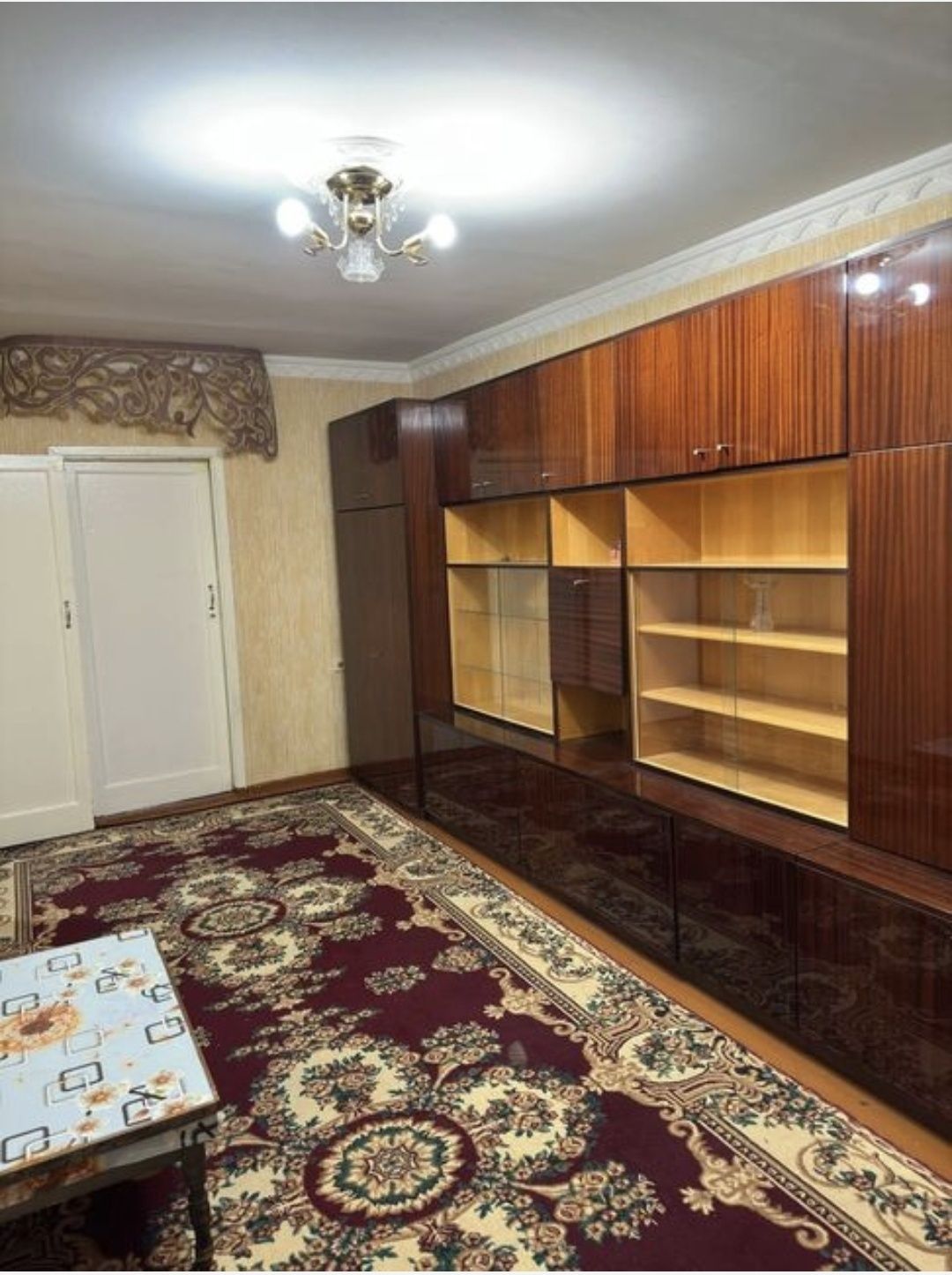 Учтепа туман 23 кв Ширинда 4/4/5Цена снижен 75000а