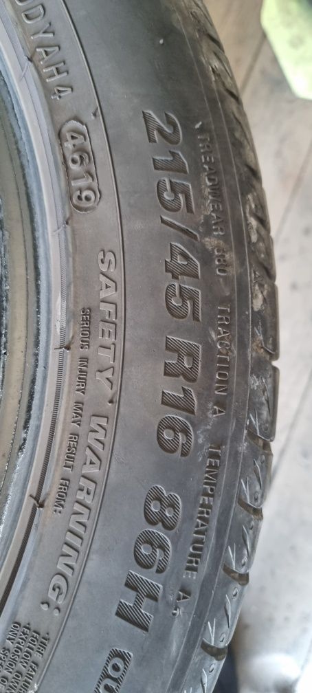 Khumo 215 45 16 vara