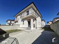 Casa tip duplex cu 4 camere, Bucov