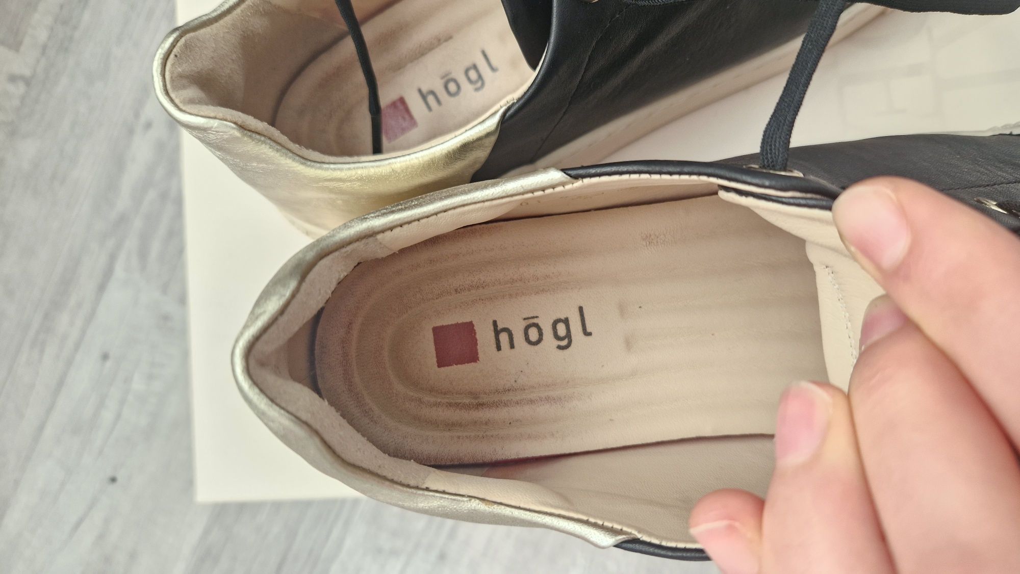 Дамски сникърси Högl