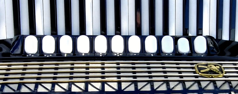 Acordeon hohner Atlantic De luxe IV cu 120 basi