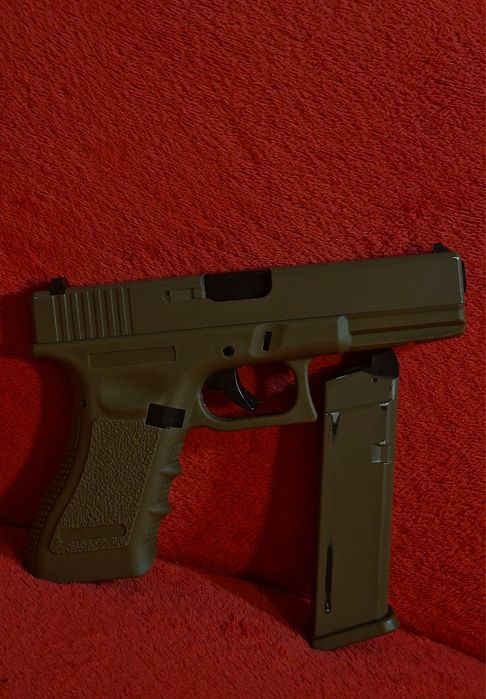 Glock 17 gen. |V  TAN》E&C Airsoft ~Green Gas