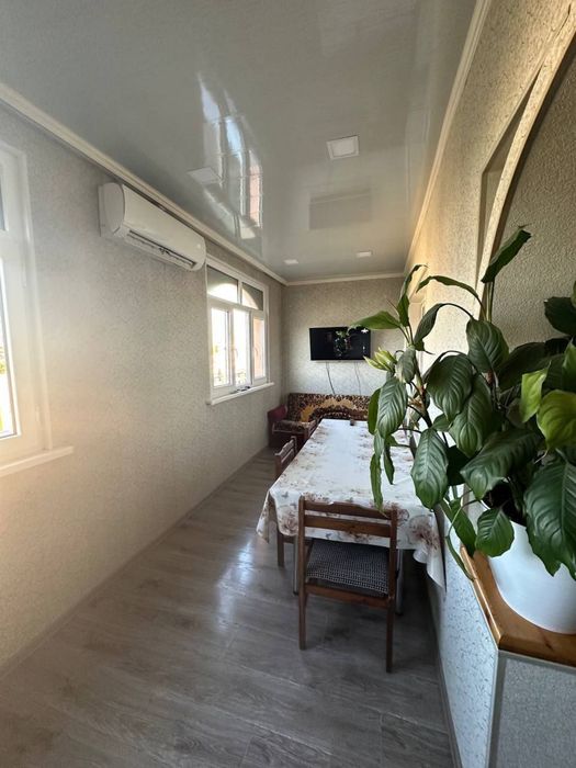 Продаётся 4-комнатная квартира на Юнусабаде.