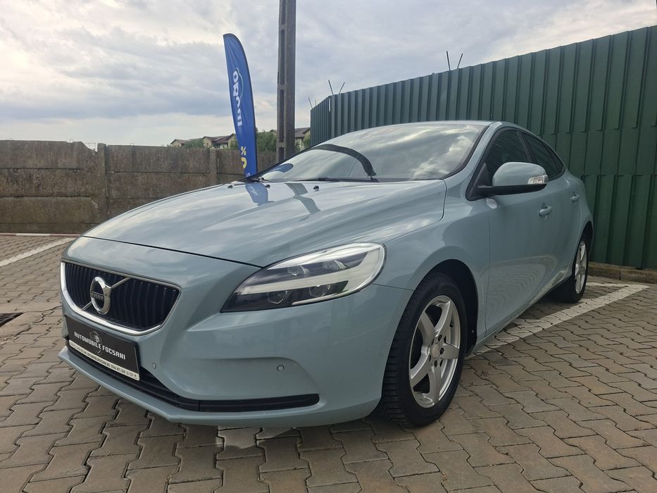 Volvo V40 2.0D 122CP Kinetic