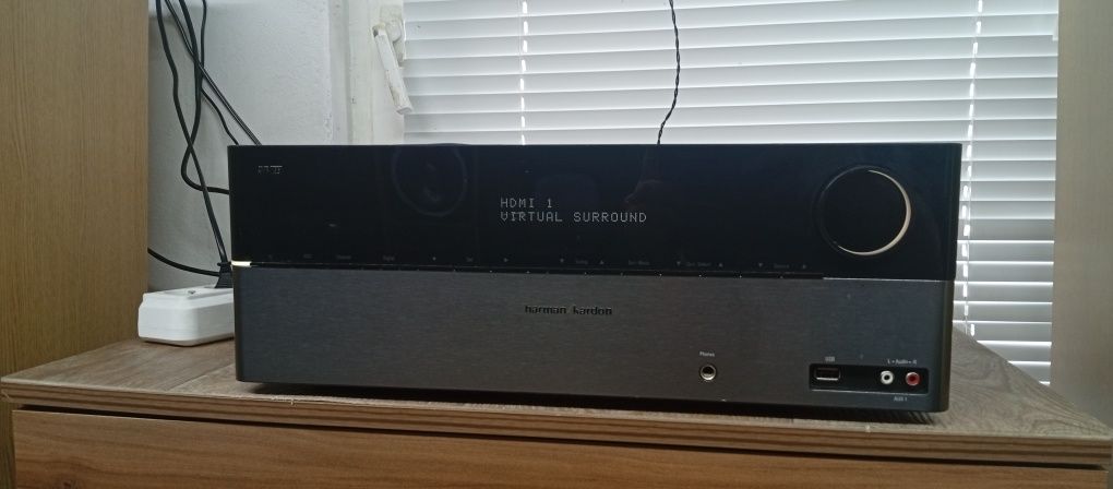 5.1 канален ресивър HARMAN KARDON avr-156/230