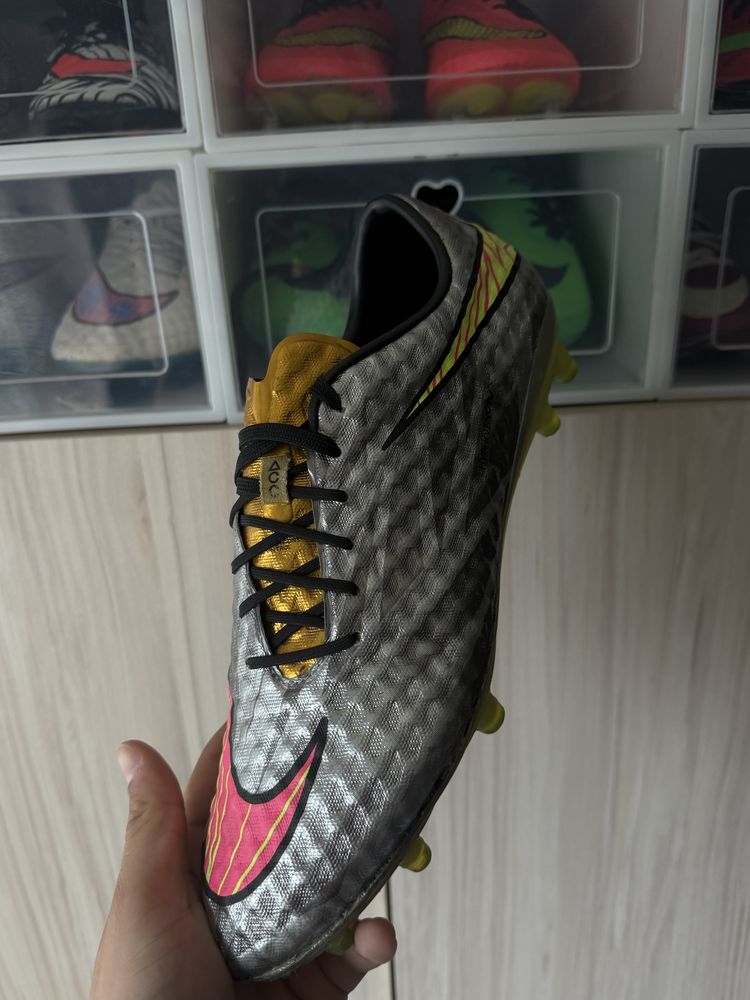 Бутонки hypervenom