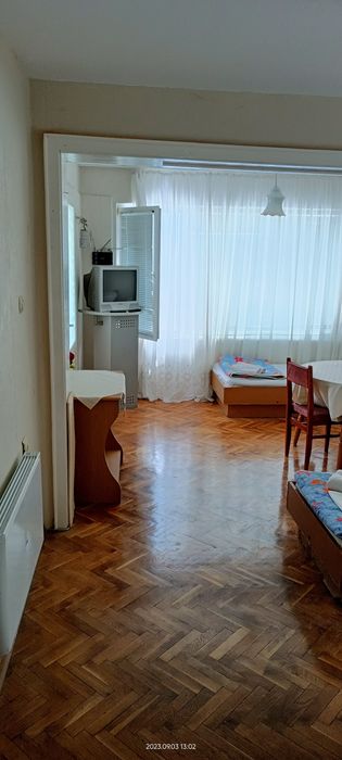Самостоятелни стаи хотелски тип за работници и бригади.