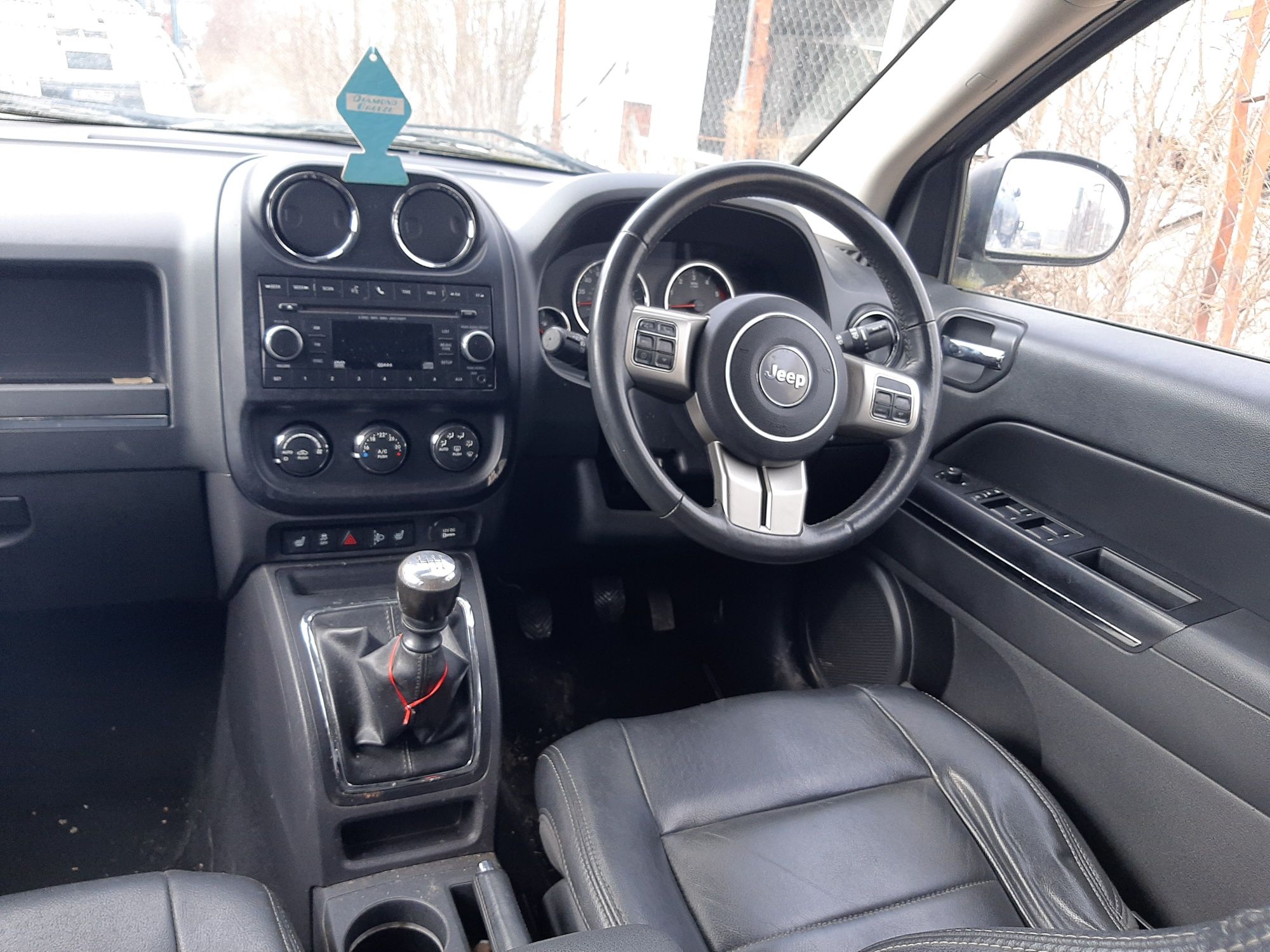 На части Jeep Compass 2200 кубика дизел 2012 година ръчна скоростна ку