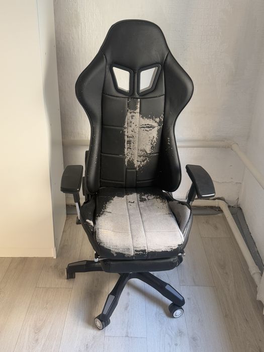 Продам кресло игровое