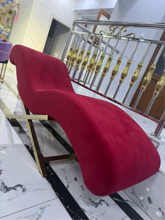 Кушетка для салон