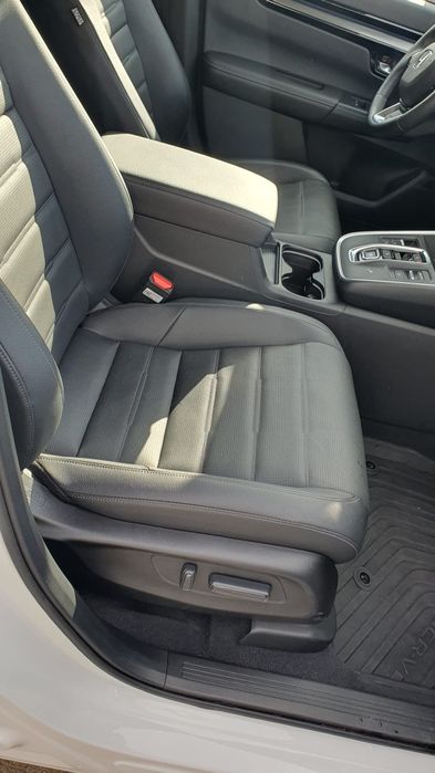 Honda CR-V  Hybrid