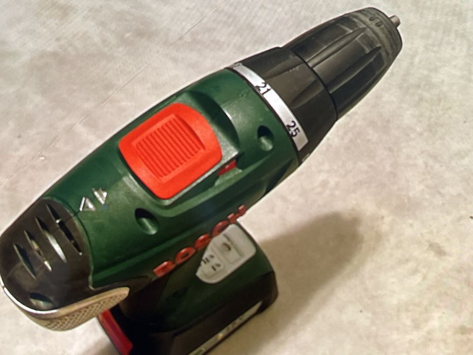 PSR 18-Li, folosit ocazional, perfect functional, 18V, original Bosch.