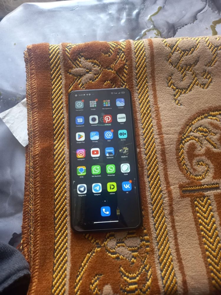 XIOMI 11 LITE G5 NE 256GB  в идельном состоянийй