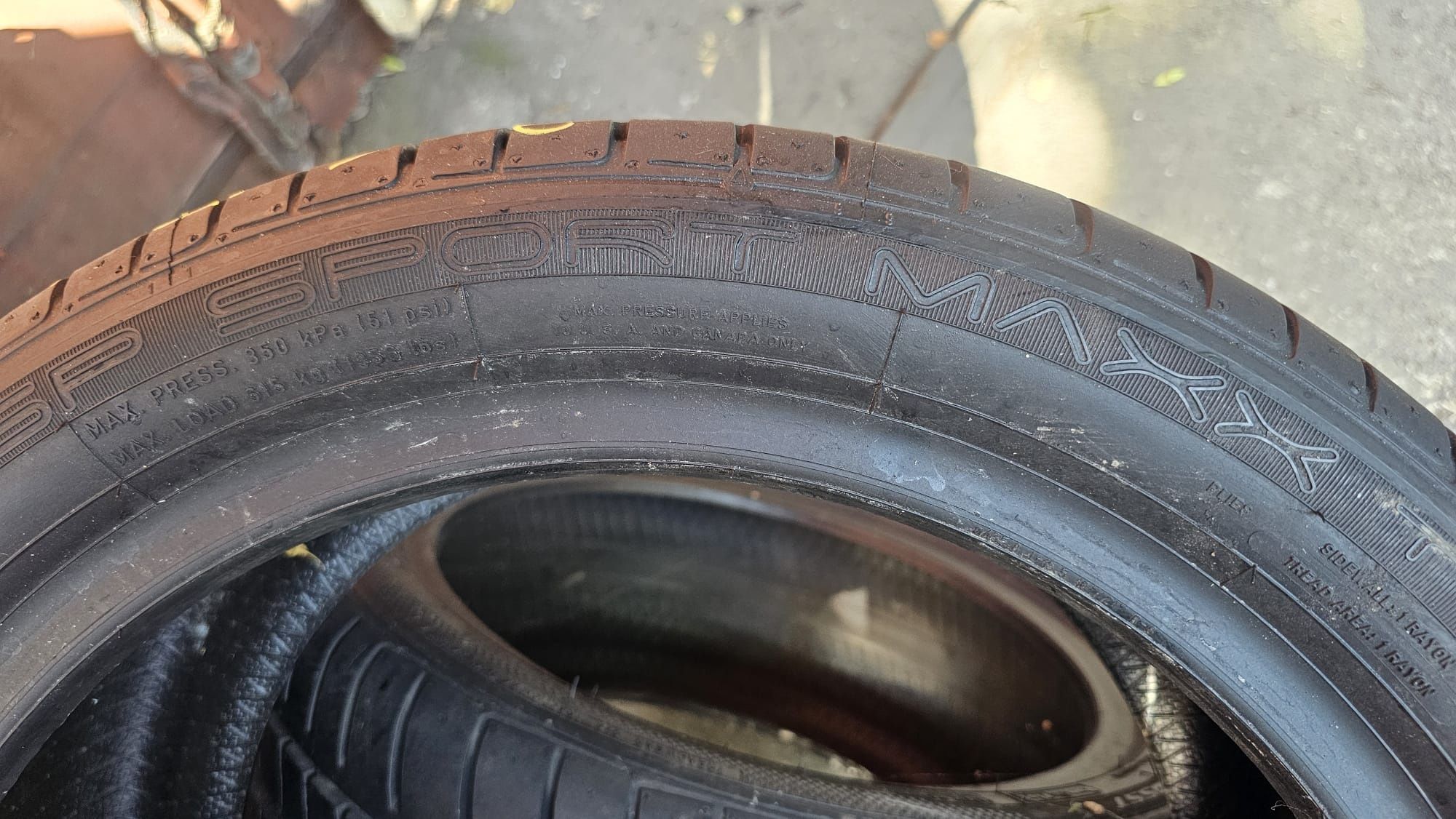 Anvelope Dunlop 245/40/17