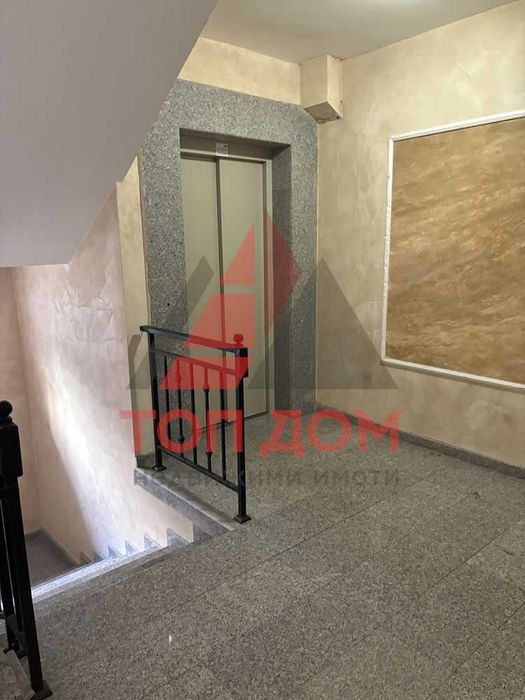 Дава се под наем Тристаен апартамент в Варна, Червен площад - 100 кв.м за 1200 € - Снимка #8