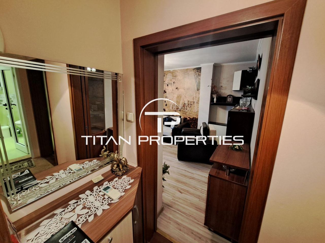 Продава се Тристаен апартамент в Пловдив, Каменица 2 - 68 кв.м за 1971 €/кв.м - Снимка #7