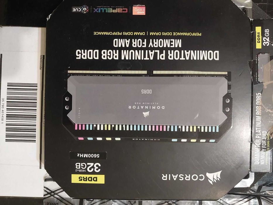 32GB DDR5 Corsair Dominator Platinium RGB - 5600MT/s, CL36 (EXPO, XMP)