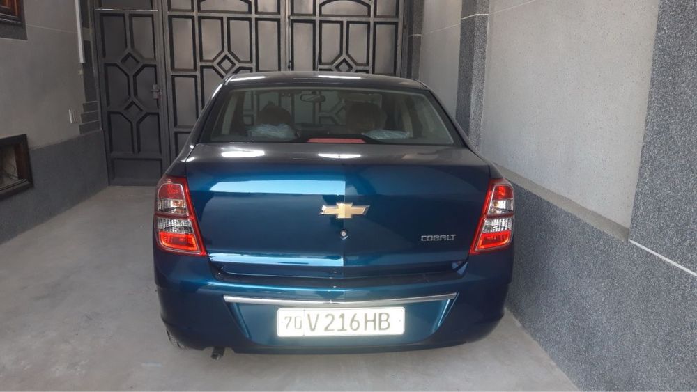 срочно сотилади кобалть 2025 йил коробка автомат