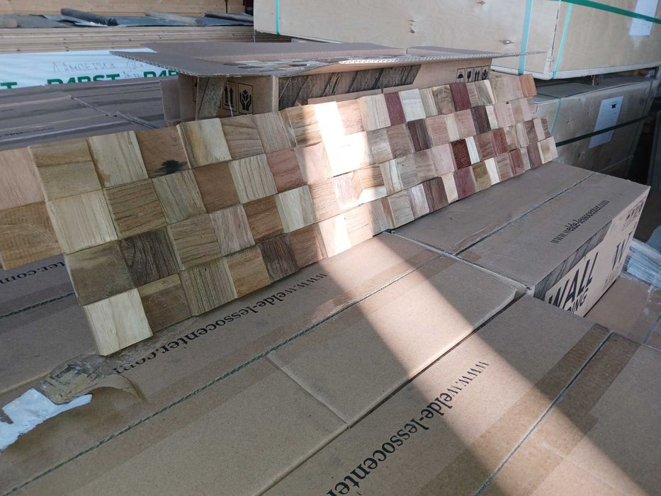 Стенни панели от естествен тик