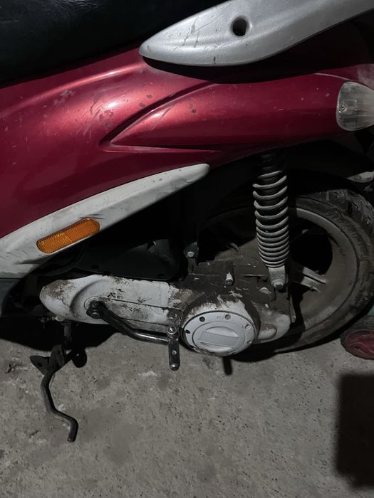 Vand scuter 50 cc 10 cai