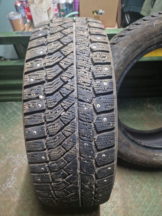 Продам Зимние шины