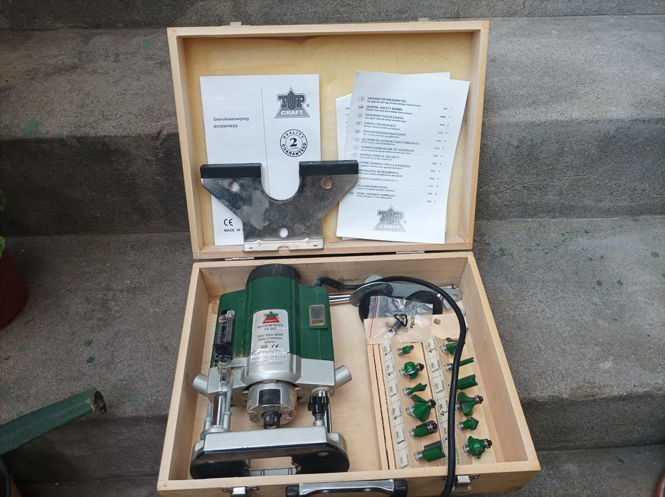 Оберфреза 900W..