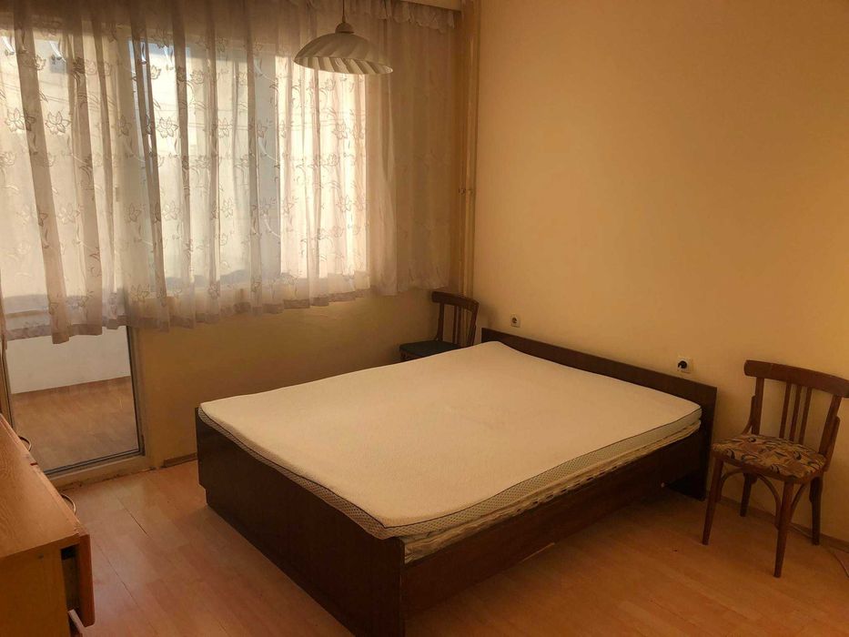 Дава се под наем Двустаен апартамент в Бургас, Братя Миладинови - 50 кв.м за 190 € - Снимка #3