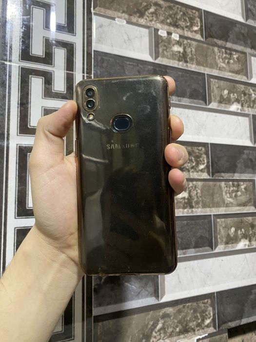Samsung Galaxy a10 s  32 xotira ayb yoq