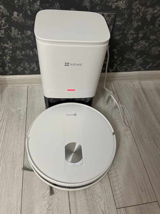 Vand aspirator robot Ezviz RC3P