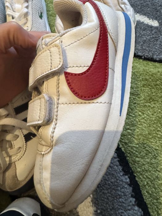 Детски дрехи за дете и обувки номер 28,29,30