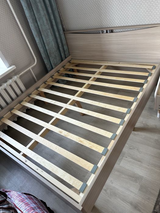 Продам кровать срочно