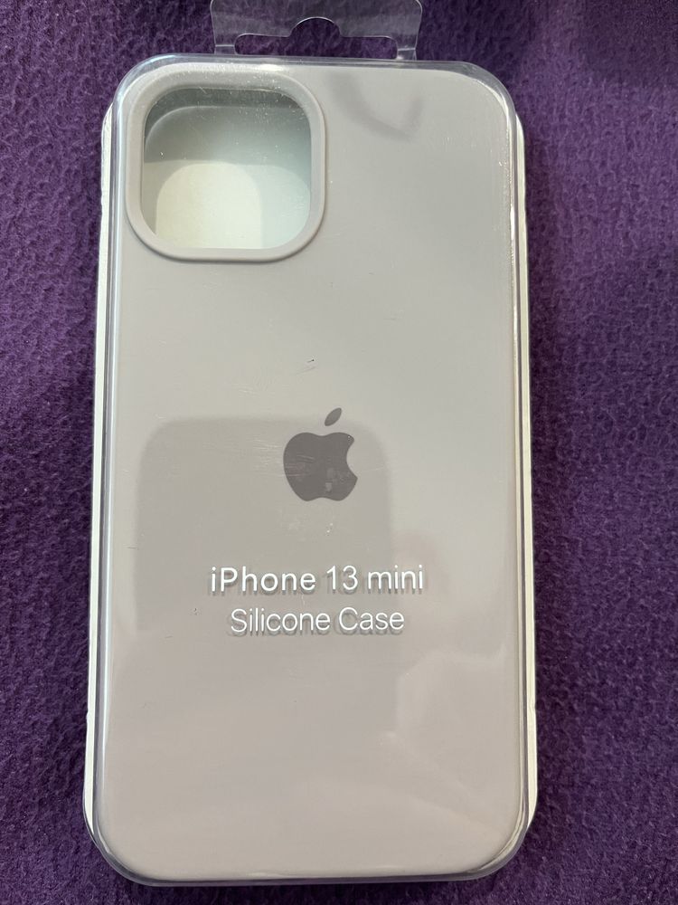 Продавам калъф за iPhone 13 mini