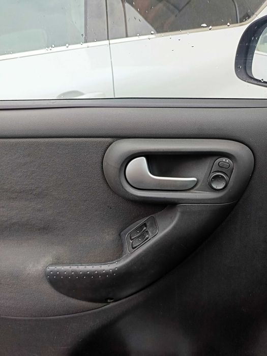 Opel Corsa C 2004
