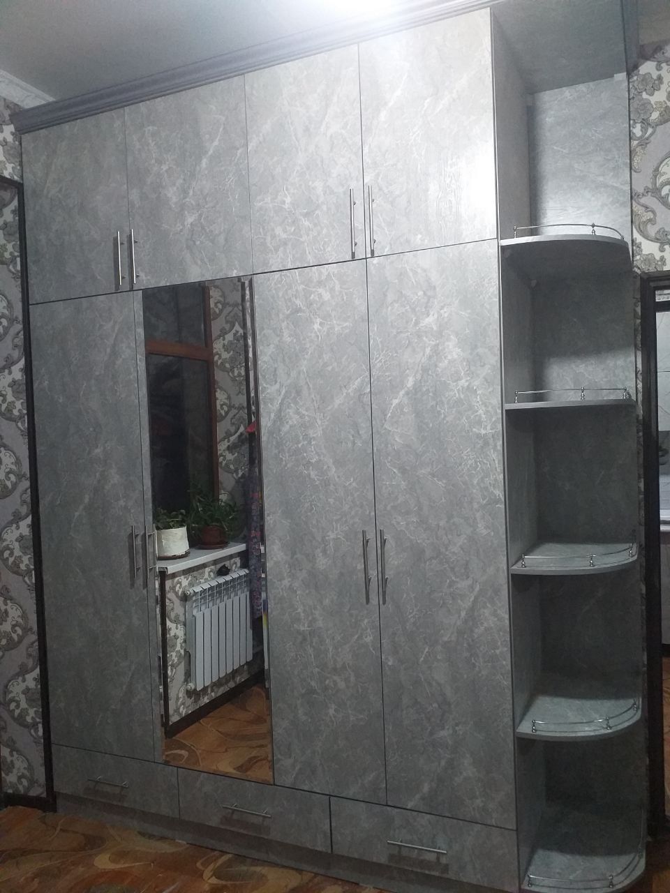 Har xil turdagi sifatli mebellarni zakazlar orqali yasab beramiz