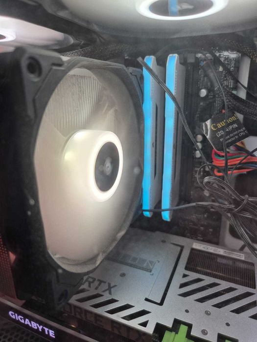 PC Gaming – RTX 3070 Ti, i5-11600K, 32GB RAM, Z590 Phantom Gaming 4