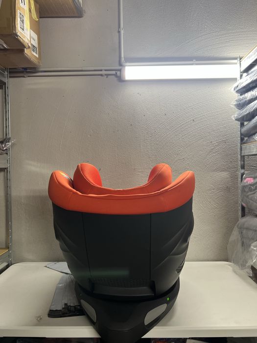 Cybex Gold Sirona Чисто Ново